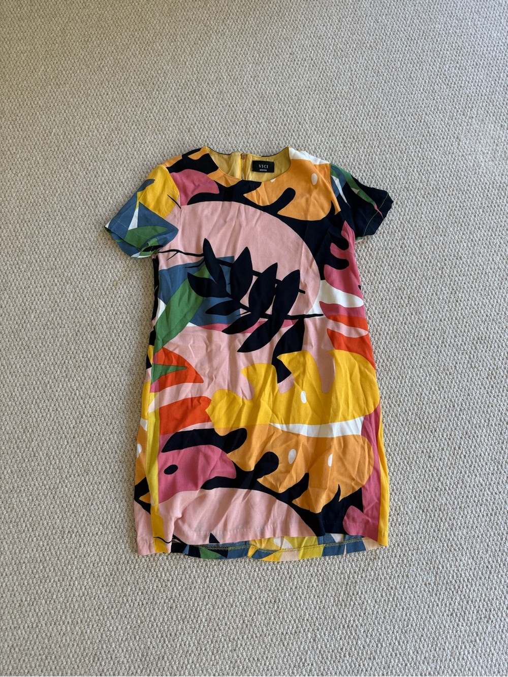 Vici Multicolor Tropical Shift Dress w/ Gold Zipper Back